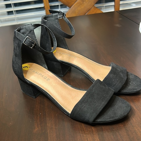 Rampage Black Faux Suede Block Heel Ankle Strap Open Toe Sandals Size 9 - Picture 13 of 13